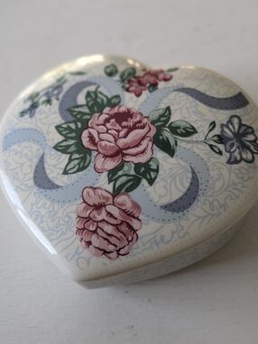 Floral Japan Porcelain Trinket Box
